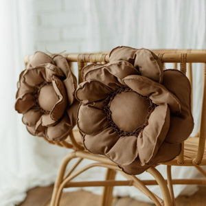 Blumenkissen Deko – Karamell 