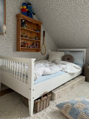 Standardbett Boho mit schmalem Geländer Weiß - 90x190cm