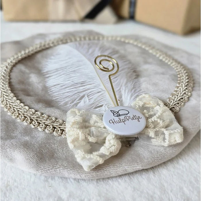 Luxuriöse Piet-Mütze mit Weihnachtsmannstab und Schleife - Beiger Samt - Zoemi Baby