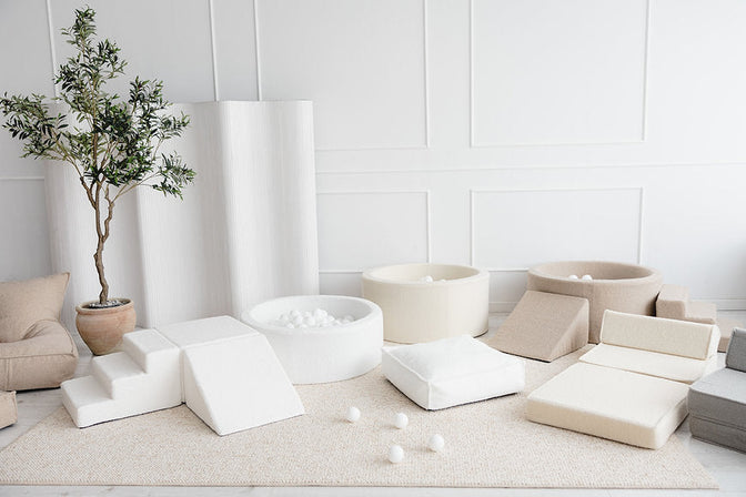 3 Elemente + Bällebad 90 x 30 cm Bouclé Weiß