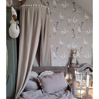 Baldachin Sepia Pompons