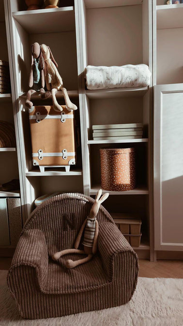 Rib Chair Sugar Brown - mit gesticktem Namen