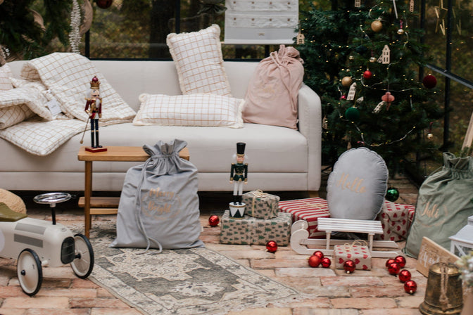 Silberne Geschenktüte mit Namen