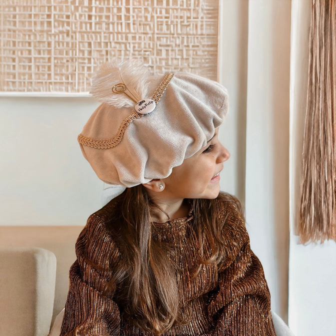 Luxuriöse Piet-Mütze mit Weihnachtsmannstab und Schleife - Beiger Samt - Zoemi Baby