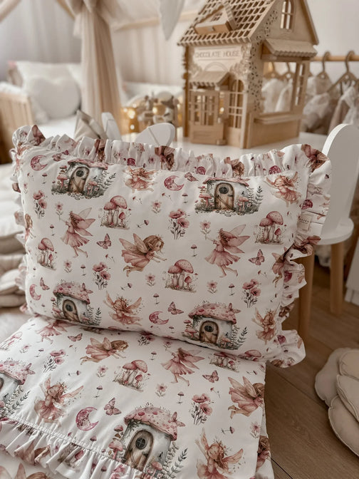 Bettbezug mit Rüschen (mehrere Farben/Muster)