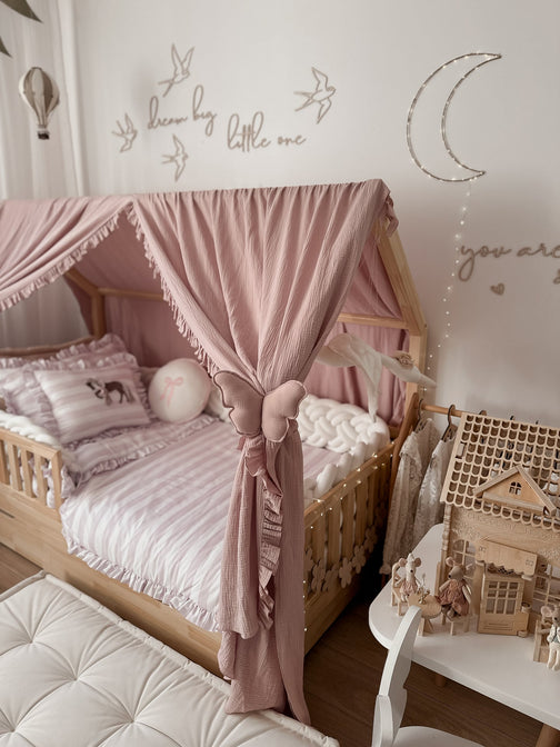 Betthimmel Musselin mit Rüsche für ein Betthaus