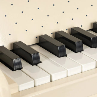 Piano - Teddy Beer