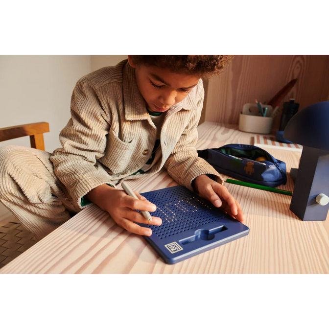 Annelise Magnetisches Zeichenbrett Indigoblau