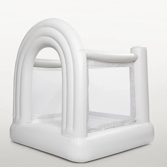 Regenbogen-Hüpfburg Grau