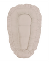 Babynestchen mit Rüschen beige