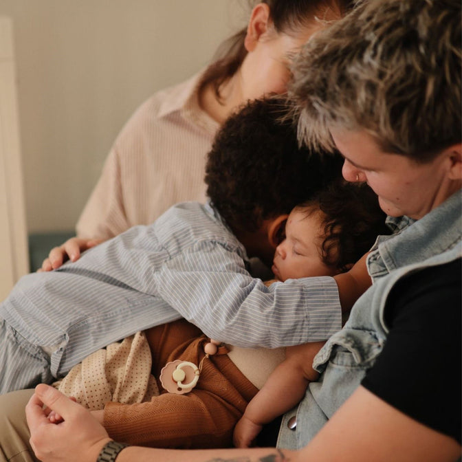 Latex Tutje Daisy Night Blush – FRIGG