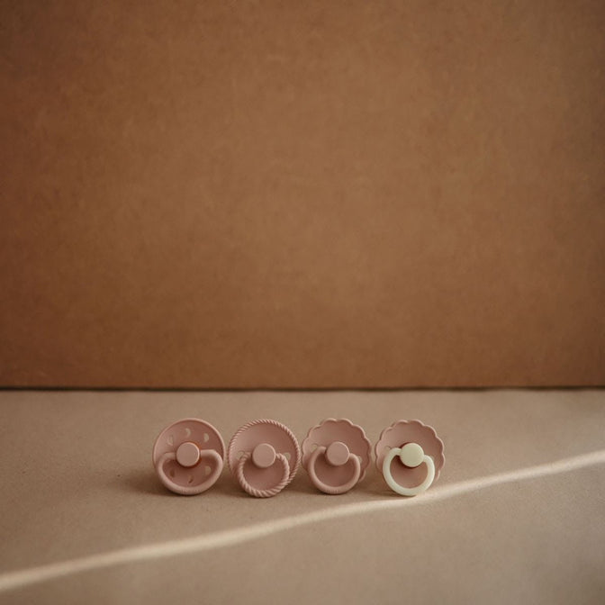 Latex Tutje Daisy Blush - FRIGG