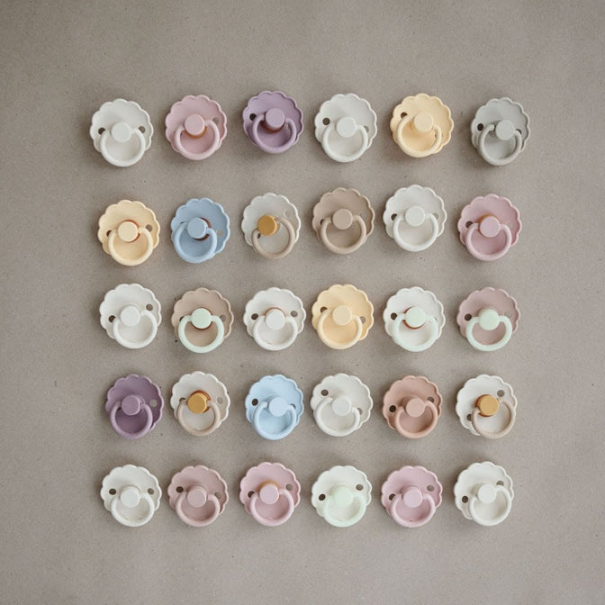 Latex Tutje Daisy Blush - FRIGG