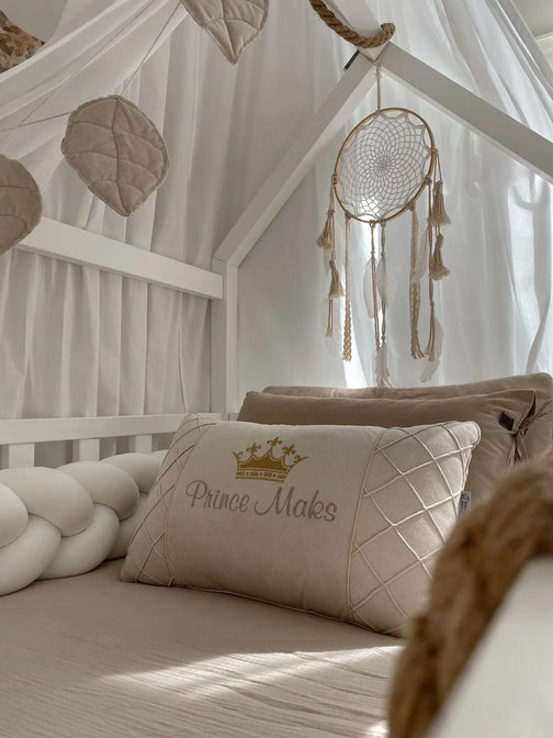 Kussen met kroon