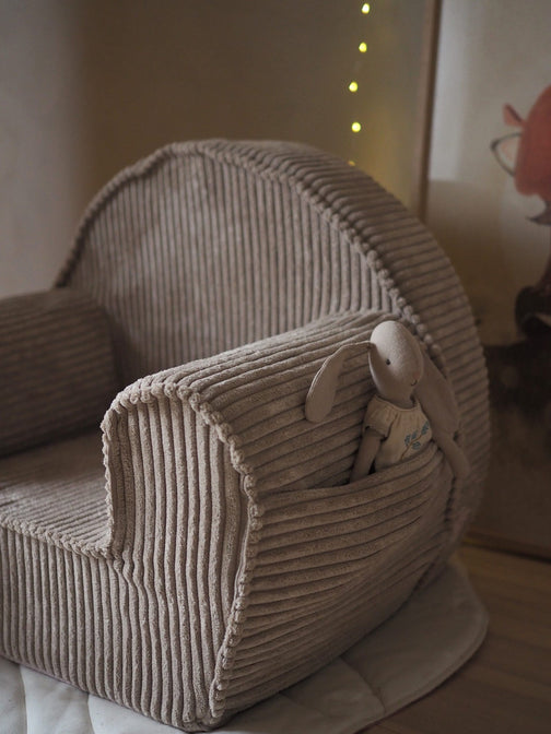 Rib Chair Sugar Brown - mit gesticktem Namen