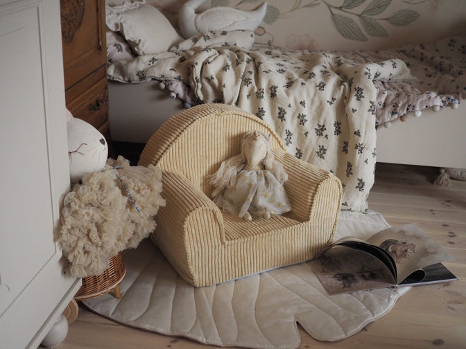 Rib Chair Sandy Yellow - mit gesticktem Namen