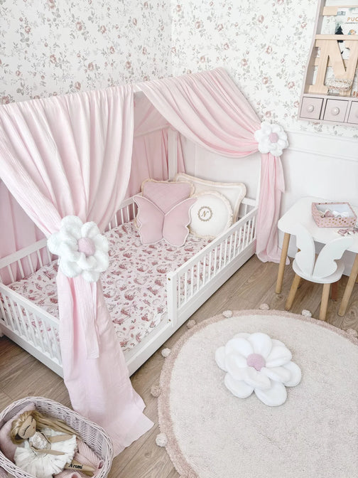 Baldachin aus Musselin für ein Betthaus