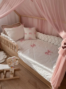 Bettbezug mit Schleifen (mehrere Farben/Muster)