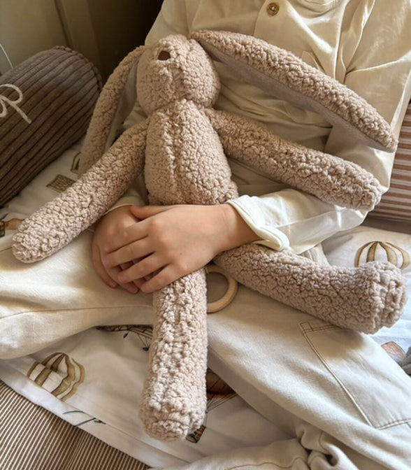 Hase mit Musik beige