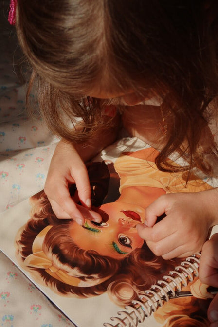 Make-Up Stickerbuch Glam Guide