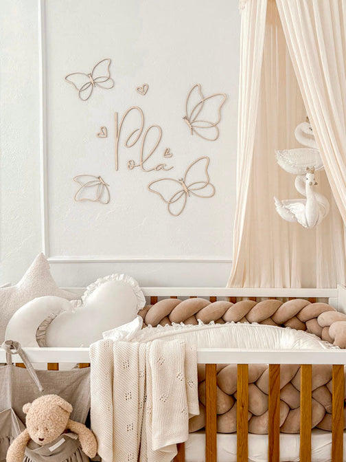 Schmetterlingsset aus Holz mit Namen